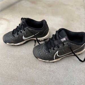 Nike Kids Size 11 Cleats